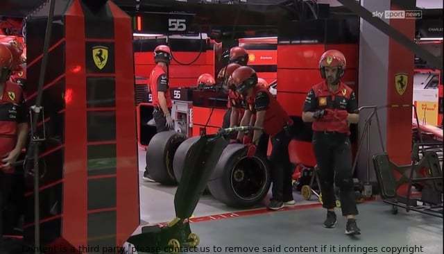 IRENEFISH18's tweet photo. Ferrari, Singapore's pit-stop practice session ended with an unsatisfied driver. https://t.co/sl2E3fVGMF