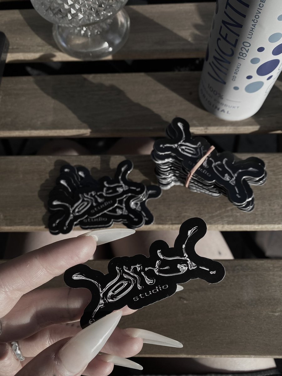 Koukejte na moje nový nálepky 🥹