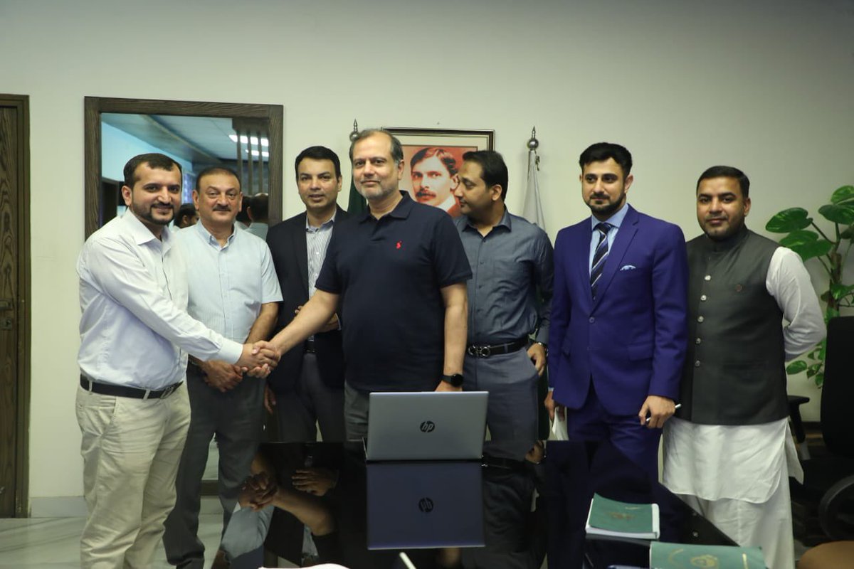 PFAHQOfficial's tweet photo. Launched new #Website with exciting #features for food industry &amp; public. Apply license, get product registered, download laws, book medical screening of workers, lodge &amp; track compliants, get free diet plans, deposit fees and much more at https://t.co/mnMTCMGAi2

@CS_Punjab https://t.co/QRRgfZzUEm