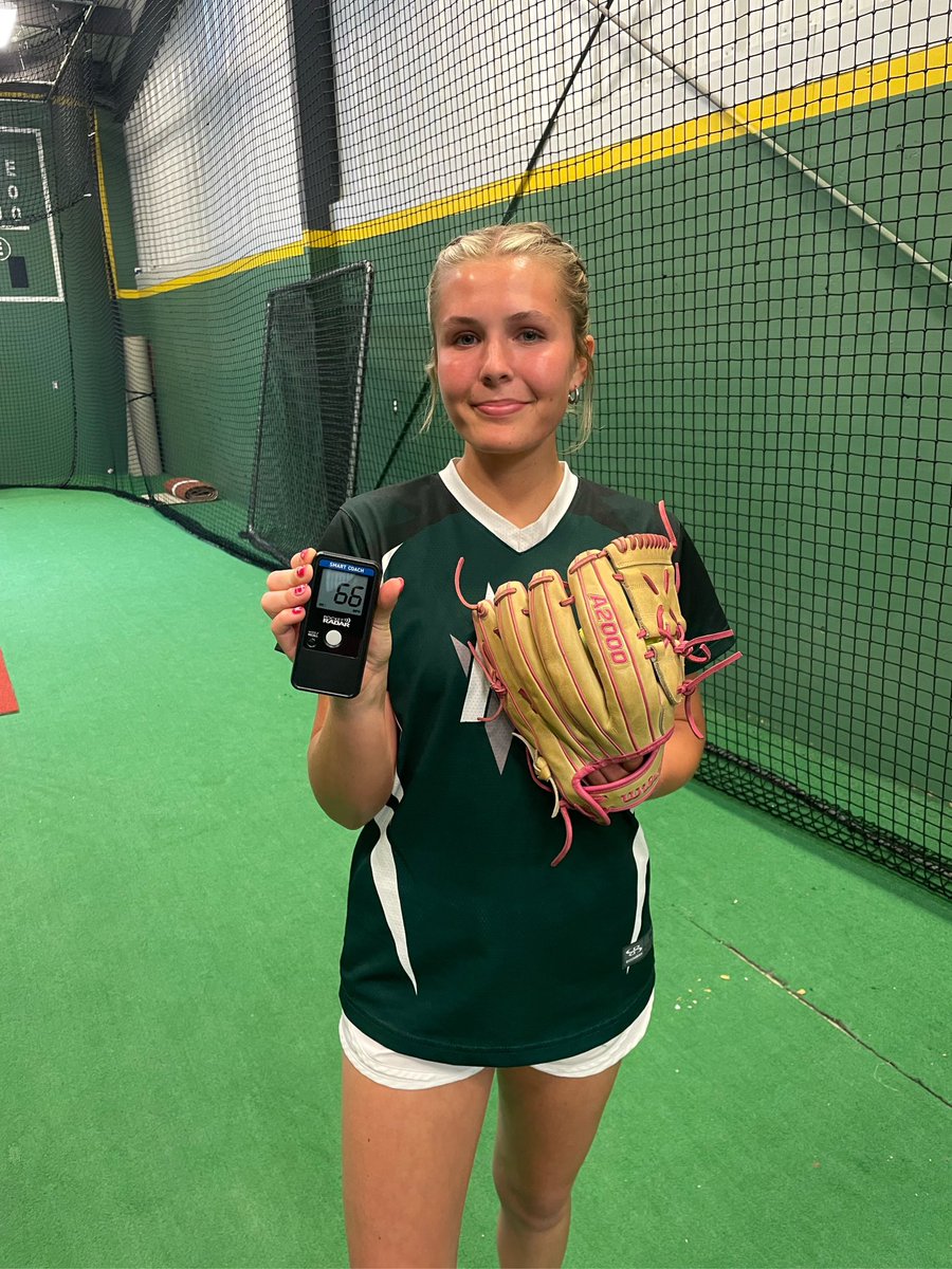 emmaharrow10's tweet photo. 66 on a run in from last nights pitching lesson with Doug Romrell. Thankyou Coach Romrell with all of your help! @MountainWest16u @wsusoftball @byusoftball @USUSoftball  @UtahTech_SB @DartmouthSball @BroncoSportsSB @UVUSoftball https://t.co/5tWXh4s95h