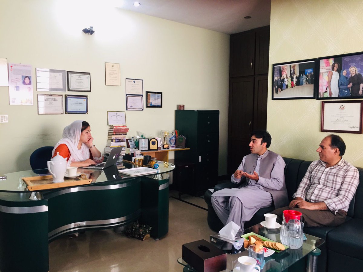 UOM_LowerDir_KP's tweet photo. Director ORIC,UoM Dr Muhammad Usman met with Ms. Shad Begum and Mr. Jan Muhammad from Association for Behaviour and Knowledge Transformation.
Possible avenues of cooperation between the two organisations were discussed. A formal MoU will be signed very soon in this regard. https://t.co/3SCyK74kl3