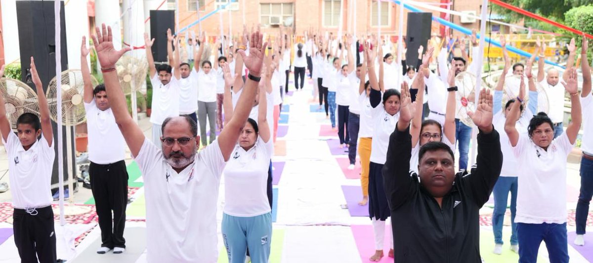 Lok Nayak Hospital tweet media