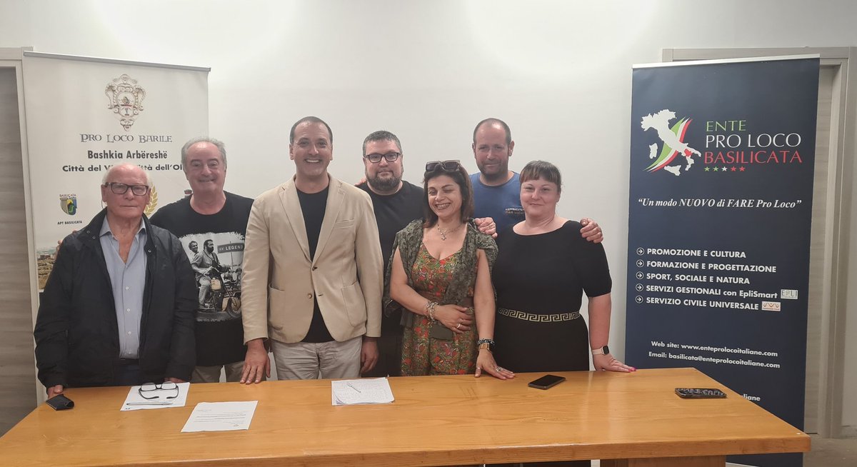 prolocobas's tweet image. Auguroni di buon lavoro al Presidente regionale Ente #ProLoco #Basilicata Rocco Franciosa riconfermato Presidente #ProLocoBarile e a tutto il consiglio direttivo ed un grazie al Comune Di Barile che ospita la sede del Comitato #ProLocoBasilicata Ente Pro Loco Italiane a #Barile