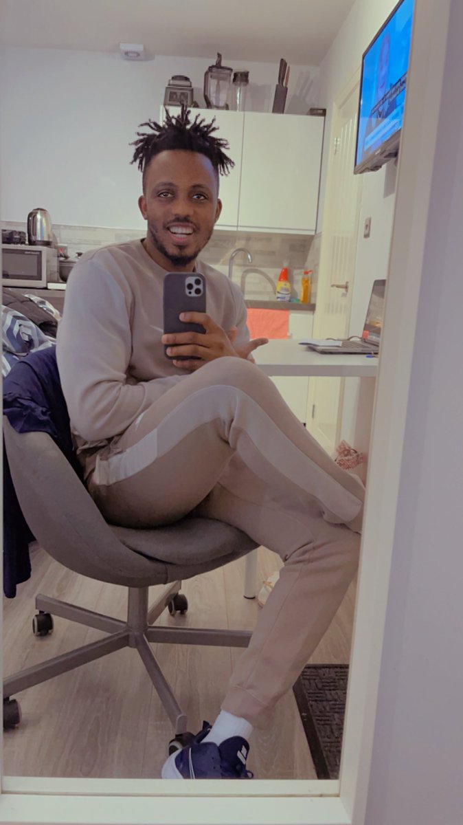 heskaytwain's tweet photo. Life itself is a beautiful gift and I cannot be more thankful to be alive, happy, and healthy! Happy Birthday to me! May God always be pleased with me.
#alhamdulillah #HappyBirthday #junneborn #june23 #geateful #kingheskay https://t.co/r49XmLCm3D