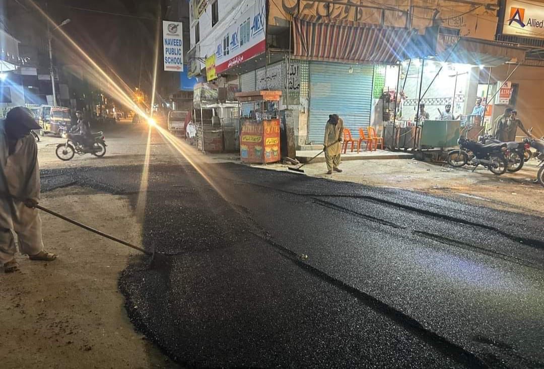 murtazawahab1's tweet photo. Road rehabilitation work has been carried out in the area of Baldia Town near Chandni Chowk #KarachiWorks https://t.co/6ke3HOkYrK