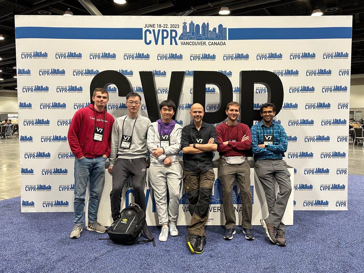 LaszloJeni's tweet photo. It was fantastic to connect with current & past minds of CMU CUBE Lab at #CVPR2023 (w/ Joel Julin, Chaoyang Wang, @Heng54578593, @srph25, & @ARevanur)! Kudos to the team for brilliant papers! #GoSmithHall @SCSatCMU https://t.co/eqSOxNPBlo