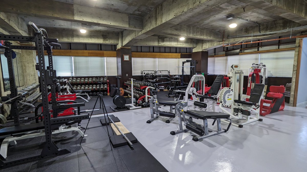 the9rapp1er's tweet image. 今日は納品ダブルスプリット🔥
瀬戸内海に面する変態ホームジムにパナッタのマルチパーパスシーテッドベンチとシールロウを納品しました。