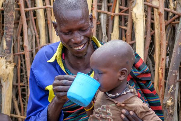 It's crucial, especially for children, to enhance care during sickness, encouraging food consumption to meet their nutritional requirements. 
#Nutritionsecurity
#Healthcarematters
Photo_ @UNICEFUganda