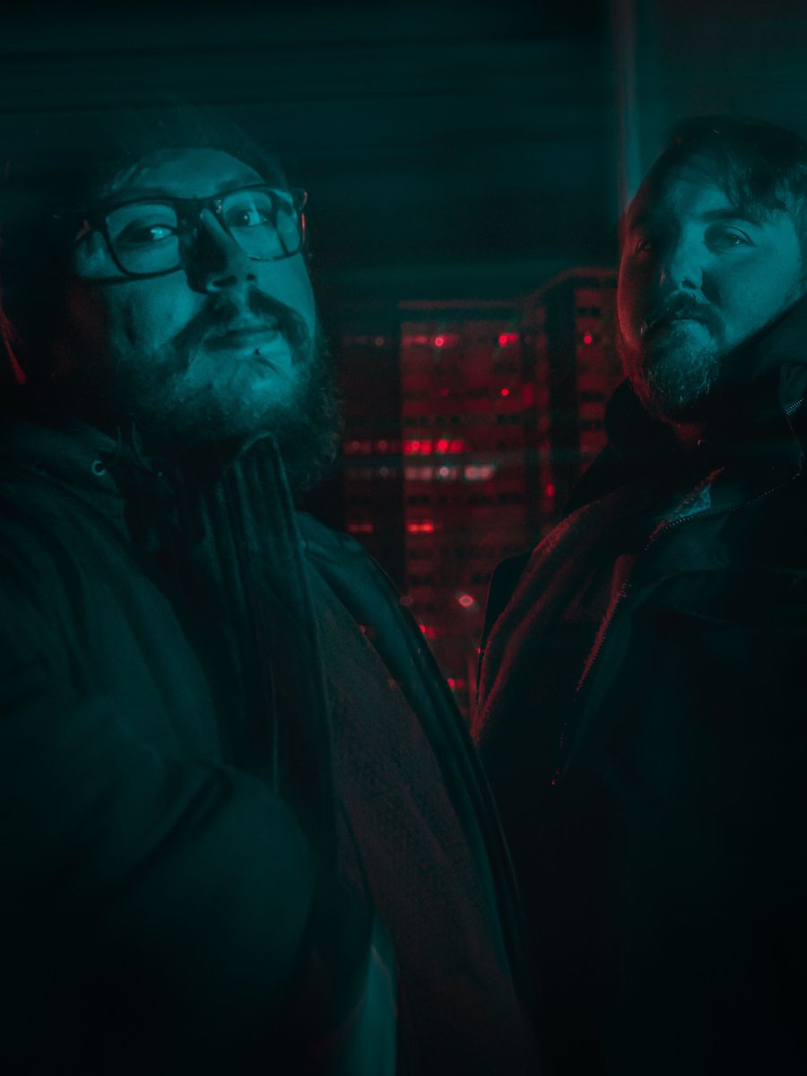 andybazebd's tweet photo. Promos for the lads
Southend
March, 2023
Sony A7riv - 85mm
#beats
#promoshots
#lowlightphotography
#sonyshooter
#sonyalpha
#musicphotographer
#southend
#uk
#musicphotography https://t.co/6gvpm4ZBRa