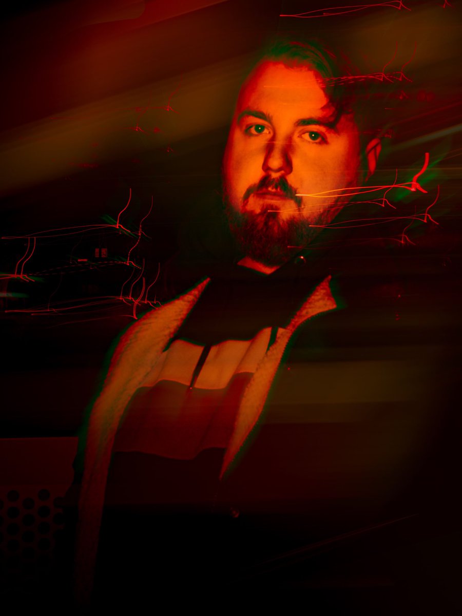 andybazebd's tweet photo. Promos for the lads
Southend
March, 2023
Sony A7riv - 85mm
#beats
#promoshots
#lowlightphotography
#sonyshooter
#sonyalpha
#musicphotographer
#southend
#uk
#musicphotography https://t.co/6gvpm4ZBRa