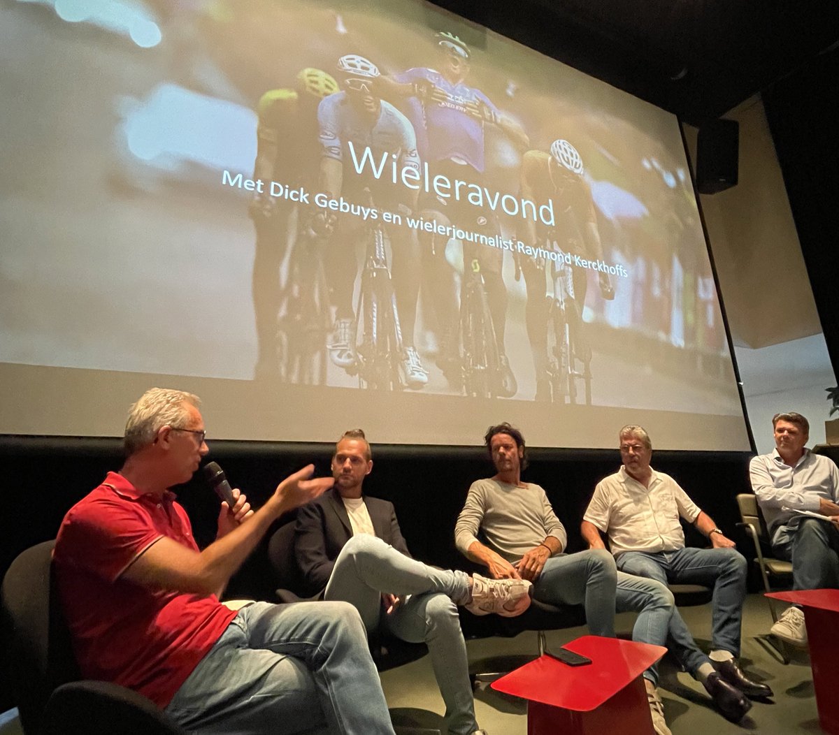 Milan van Wersch (@milanvanwersch) on Twitter photo Gisteravond een mooie Wieleravond in Heerlen. Georganiseerd door <a href="/raykerckhoffs/">Raymond Kerckhoffs</a>.
Met <a href="/bennieceulen/">Bennie ceulen</a>, <a href="/CoachLuicito/">Louis Delahaije</a>, <a href="/RobRuijgh/">Rob Ruijgh</a>, Marc Lotz en Miel Vanstreels.
Samen met Jesse Linssen van <a href="/LimburgsMooiste/">ObvionLimburgsMooiste</a> heb ik verteld over de uitdagingen om wielerevenementen te organiseren Gisteravond een mooie Wieleravond in Heerlen. Georganiseerd door <a href="/raykerckhoffs/">Raymond Kerckhoffs</a>.
Met <a href="/bennieceulen/">Bennie ceulen</a>, <a href="/CoachLuicito/">Louis Delahaije</a>, <a href="/RobRuijgh/">Rob Ruijgh</a>, Marc Lotz en Miel Vanstreels.
Samen met Jesse Linssen van <a href="/LimburgsMooiste/">ObvionLimburgsMooiste</a> heb ik verteld over de uitdagingen om wielerevenementen te organiseren