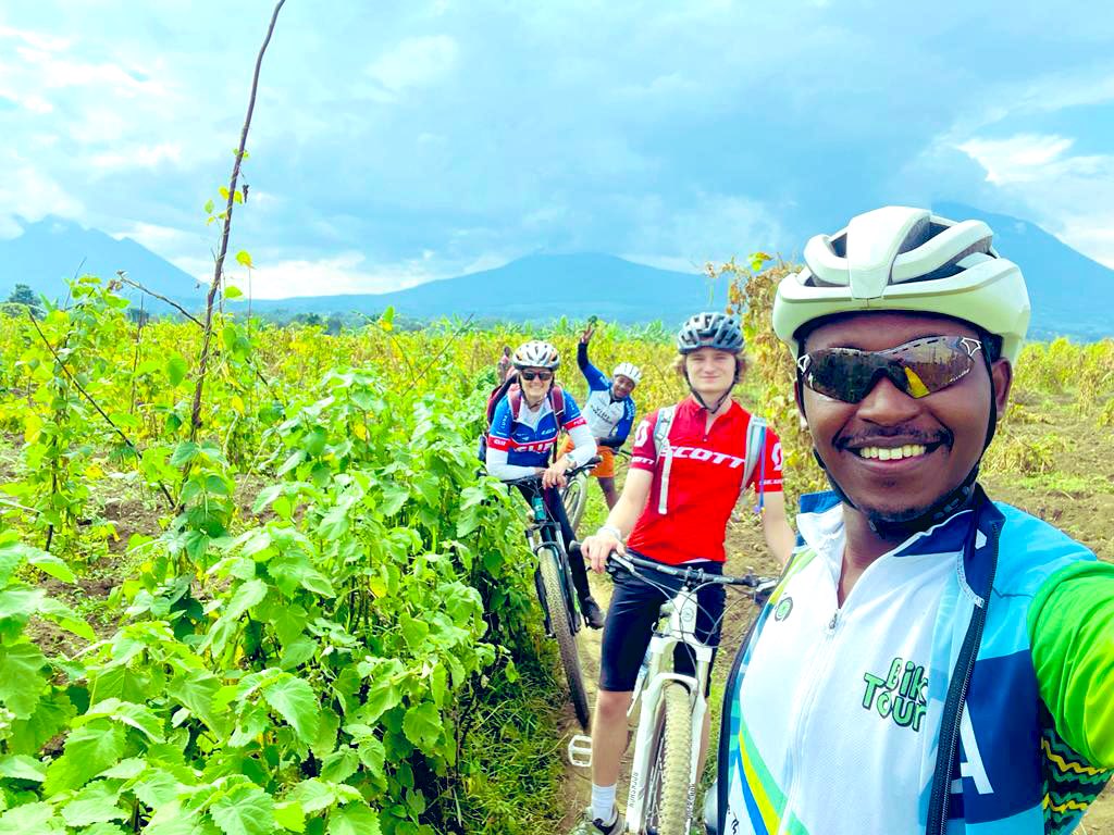 Renee Lariviere (@rentheriver) on Twitter photo Incredible cycling tour off the beaten track and through the stunning lush landscape with Mr. Yannik at Lava bike tours <a href="/ToursLava/">Lava Bike Tours</a>. #Rwanda Incredible cycling tour off the beaten track and through the stunning lush landscape with Mr. Yannik at Lava bike tours <a href="/ToursLava/">Lava Bike Tours</a>. #Rwanda