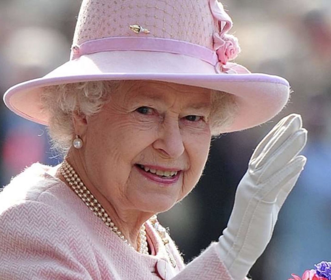 Good morning 

#QueenElizabethII