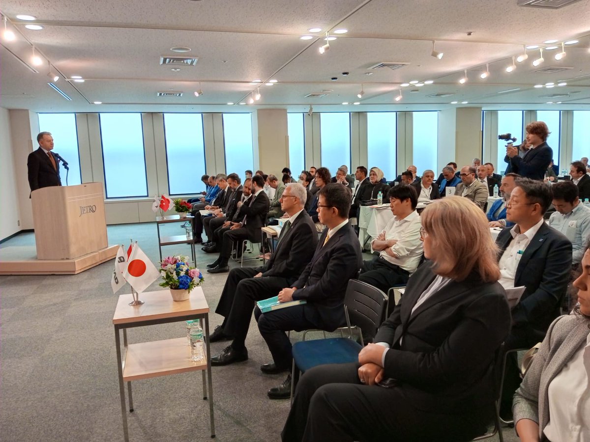 MUSIAD's tweet photo. 📌MÜSİAD Japonya bölgesel ve küresel ticarete güç katacak

MÜSİAD Japonya Şubesi, Türkiye'nin @TorukoInNihon Büyükelçisi Korkut Güngen, MÜSİAD Genel Başkan Yardımcısı @DavutAltunbas başkanlığındaki heyetimiz ve üyelerimizin katılımıyla düzenlenen program ile faaliyete geçti.

Detaylar için🔗
https://t.co/ULbewowvbG