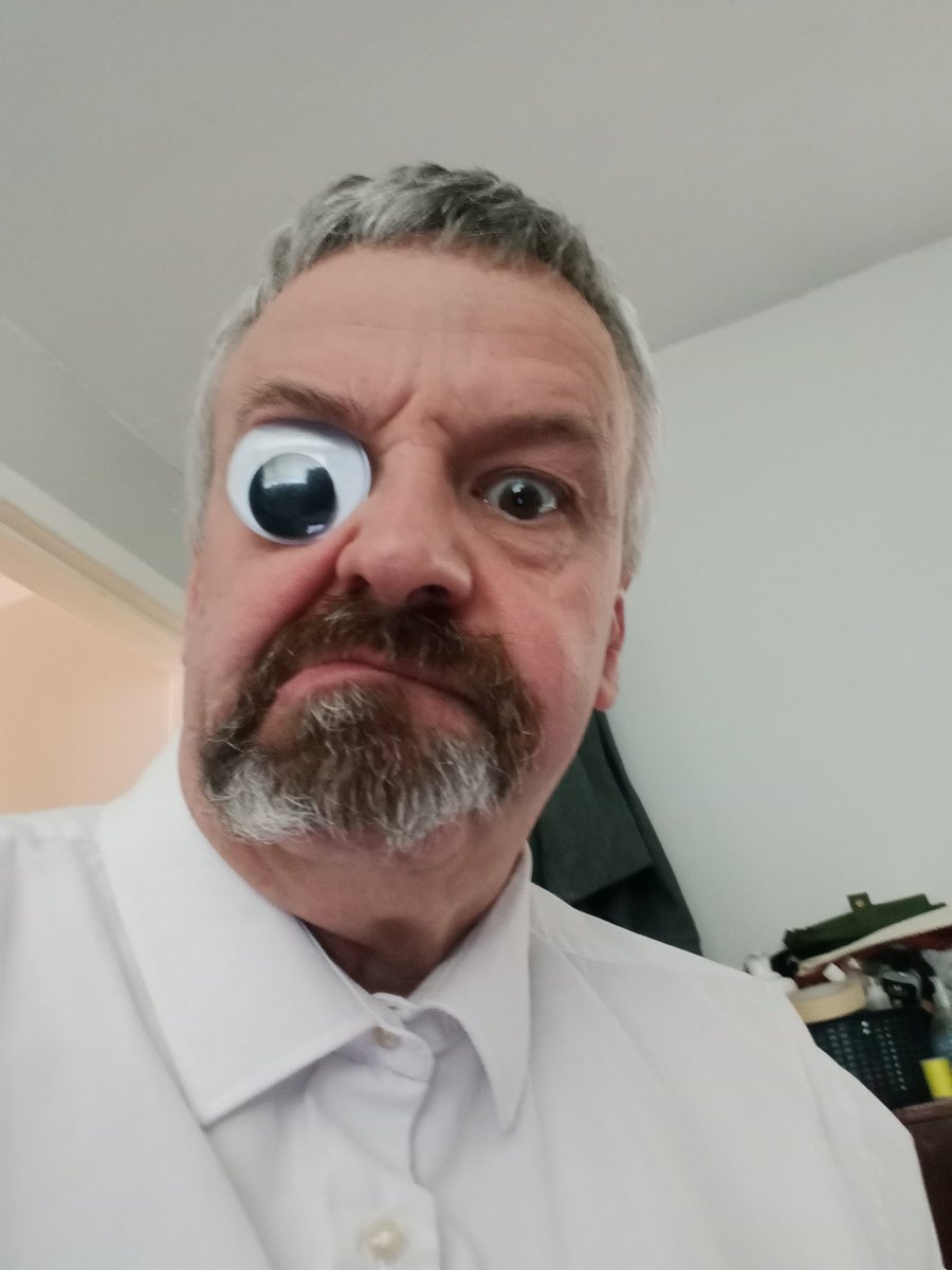 LordPie71's tweet photo. People of Twitter, (or the part of Twitter that knows me). Beard or No Beard? Poll in comments (hopefully). https://t.co/A5KQg69UFR