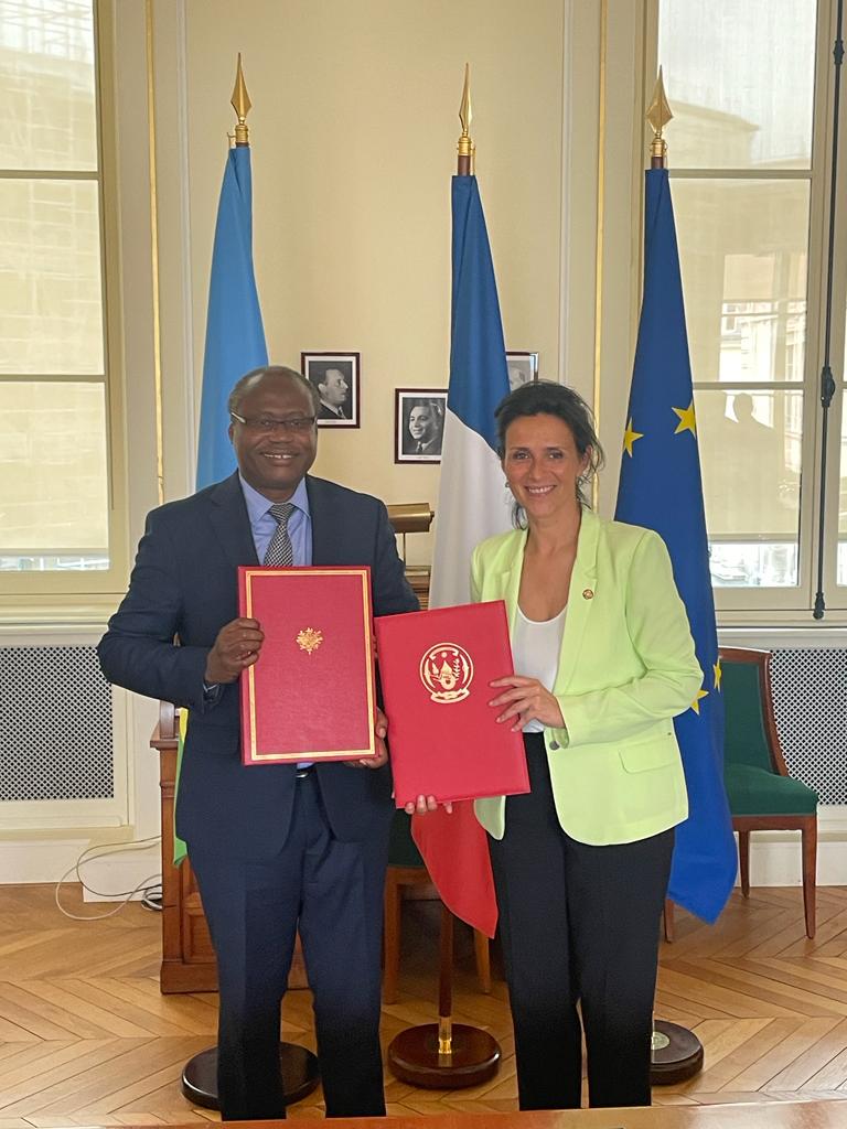 Yesterday in Paris, Rwanda and France signed Double Taxation Avoidance Agreement (DTAA), which serves as a foundation for creating a stable and favorable business environment for cross-border income between the two counties.