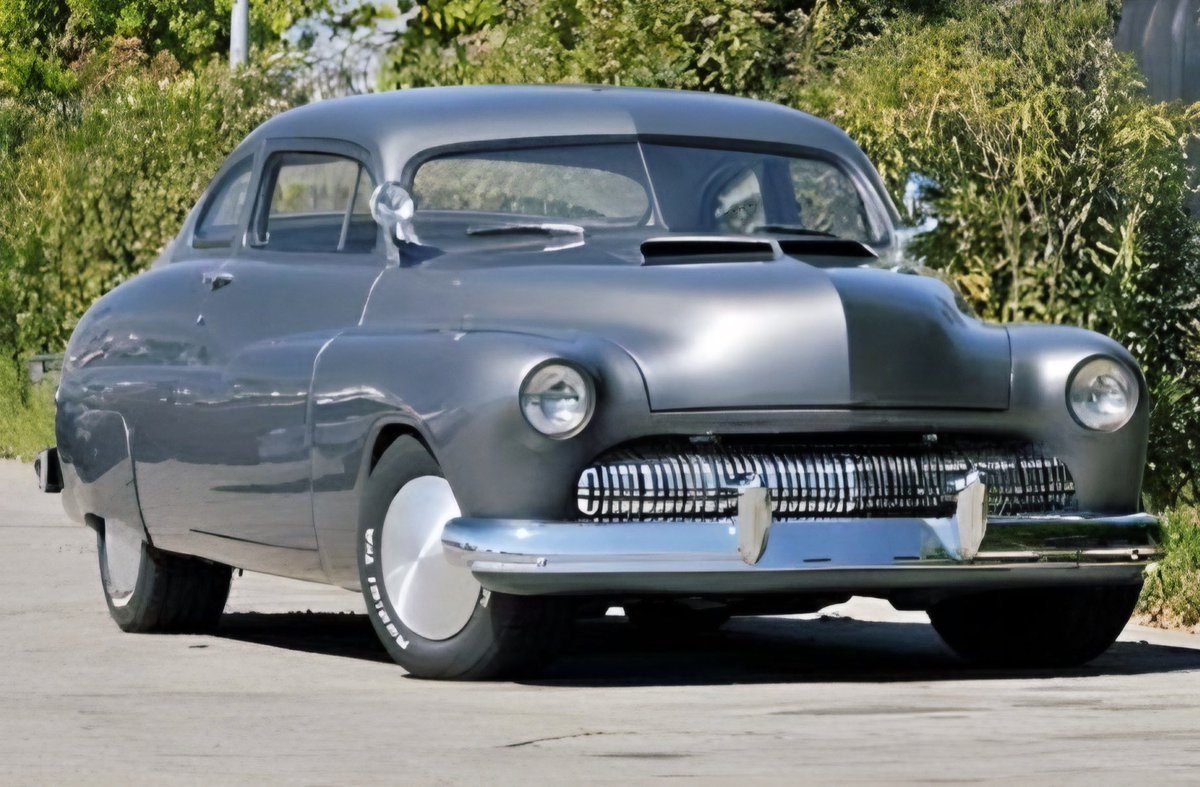 Mercury Coupe Monterey 50’ 🩶 
Marion Cobretti's car from the movie « Cobra » 🐍 
#VroomVroomMadafakas