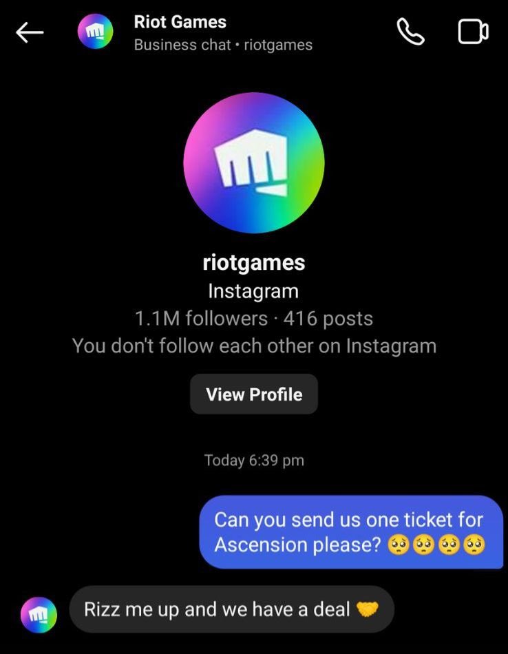 Orangutan tweet media