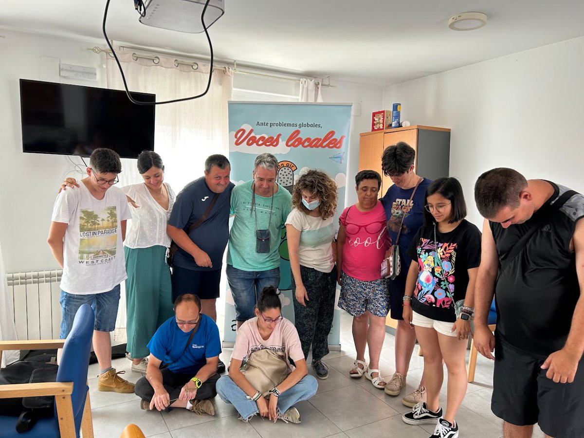 placeat's tweet image. Excelente formación de fotografía en el taller de #audiovisuales con #AECOS 📸💡Exploramos la fotografía de retrato, descubrimos la belleza de la Residencia de PLACEAT en cada rincón y aprendimos que cada uno de nosotros puede ser un narrador de historias visuales 🌟📱