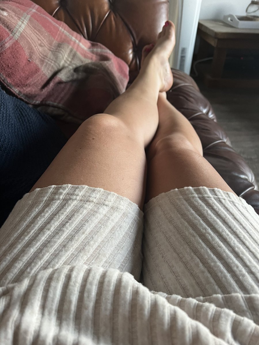 TGATBG's tweet photo. Aaaand relax. Almost the #weekend https://t.co/HjoGm9bqtb