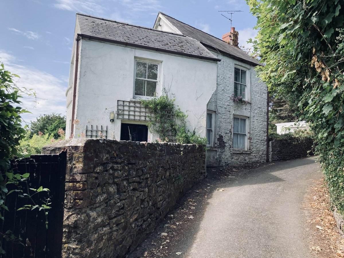 Quirky streets and houses in Laugharne.