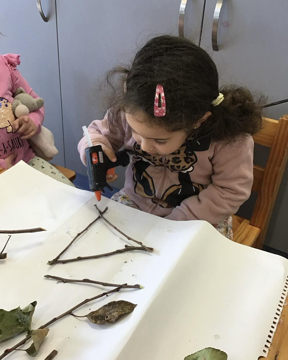 LearningLinks's tweet photo. #Matariki is getting closer and we are prepping for an upcoming #MatarikiCelebration Our Young Children have been making stars using natural resources found in our garden.
#LearningLinksChildcare #Childcare #Preschool #LearningLinks #ECE #Kindergarten #Daycare #EarlyChildhood https://t.co/XIRyEUyDsx