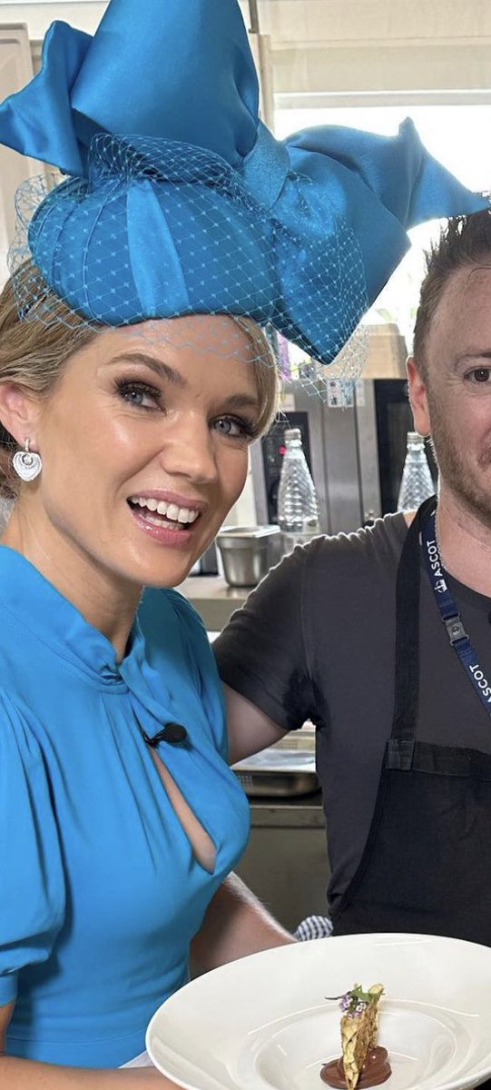absolut3queens's tweet photo. Charlotte Hawkins 😍 https://t.co/y2NF0OMWrf