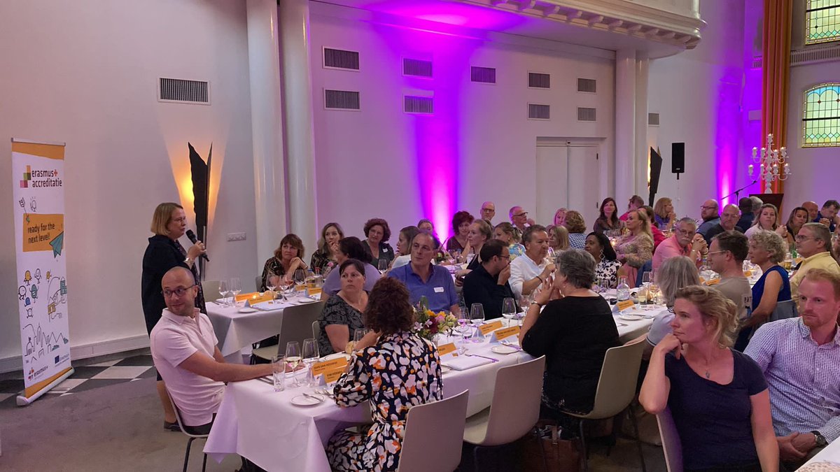 ErasmusplusNL's tweet photo. Gisteren heeft de kick-off plaatsgevonden voor de organisaties die een #ErasmusAccreditatie hebben ontvangen in 2023! 👟
Daarnaast hebben wij met z’n allen de accreditatie gevierd met een heerlijk diner! 🤩
Gefeliciteerd allemaal! 🥳
#ErasmusPlus #ReadyForTheNextLevel https://t.co/tQW8gNZ12s