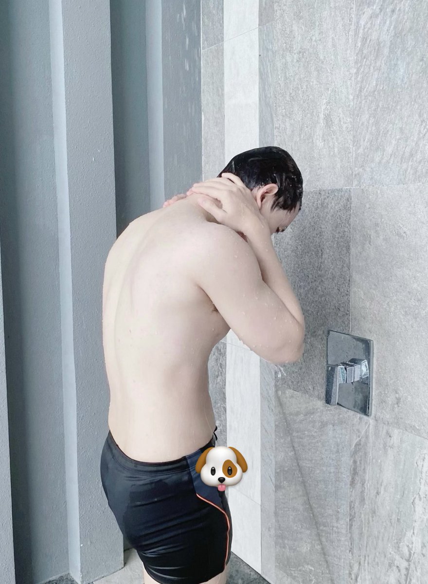 ช่วย ถูหลังให้หน่อยครับ