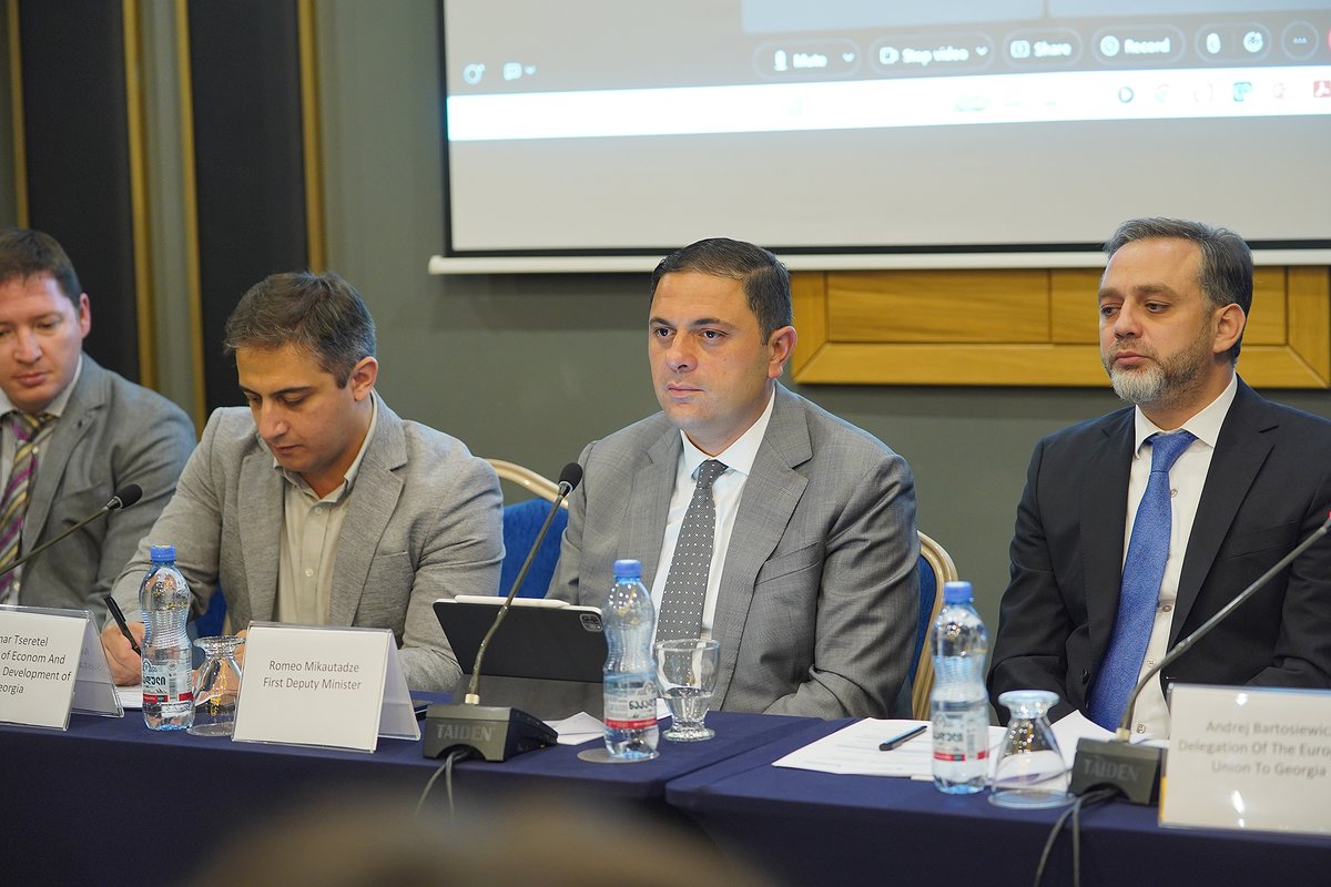 Ener_Community's tweet photo. 📢32nd #EnergyEfficiencyCoordinationGroup meeting is happening in #Tbilisi, in collab w/ Min. of Eco.&Sust. Dev. of 🇬🇪 Supported by @KfW_int & #GOPAIntecProject, we're discussing:
▶️Reporting on #energyefficiency measures
▶️#CleanEnergyPackage new requirements
▶️Best practices https://t.co/YkwmkyumEp