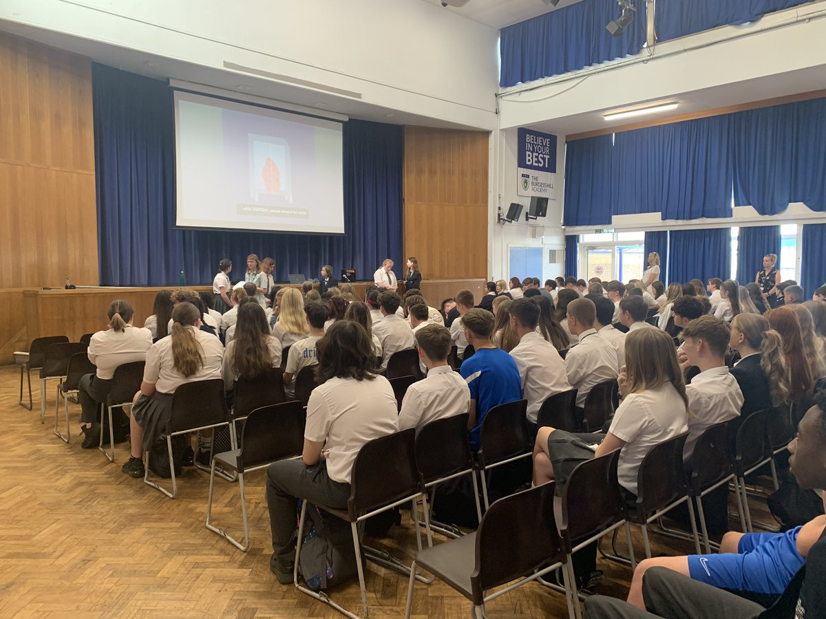 Lizi Sparasci tweet media