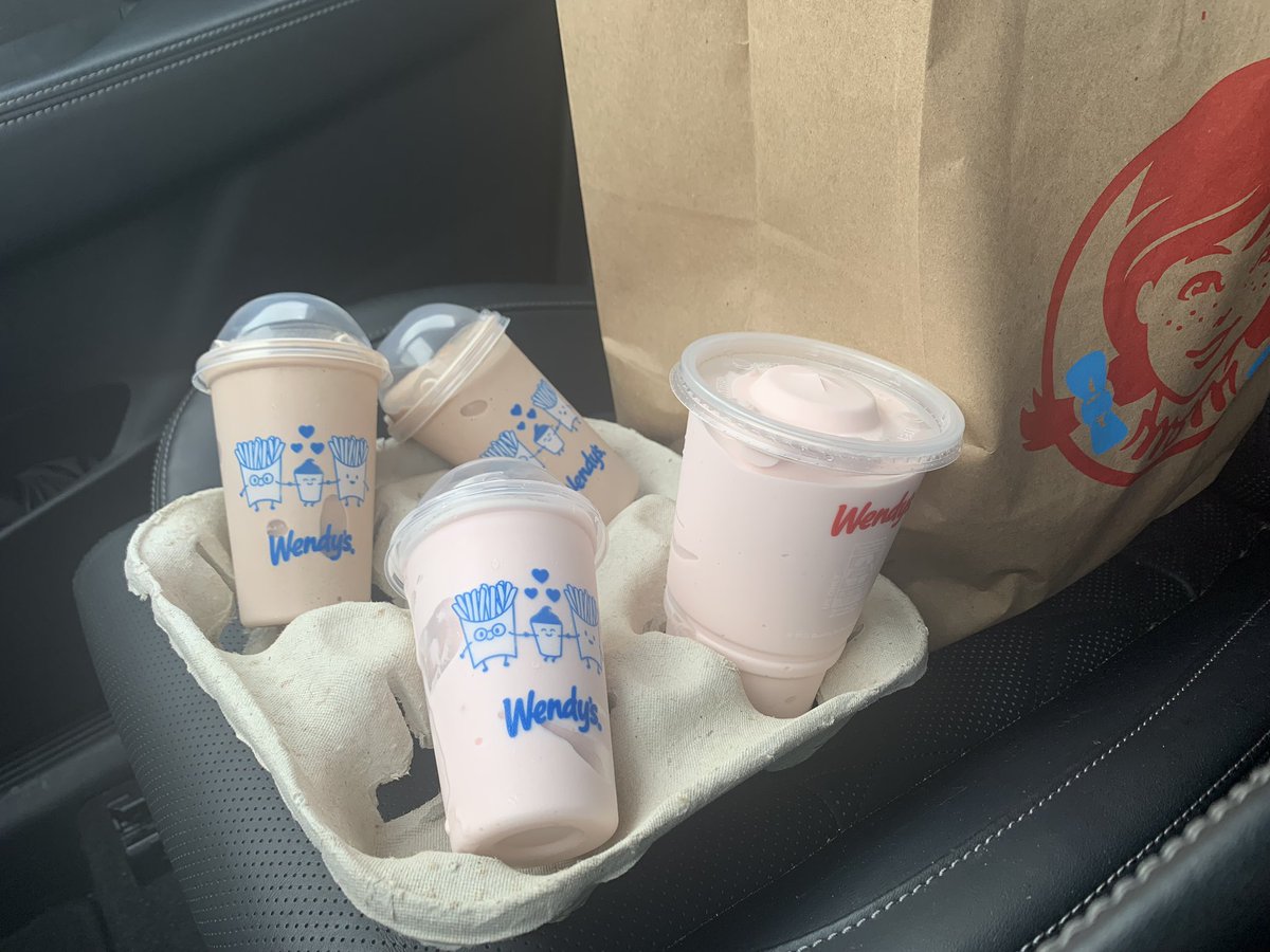 JustPourTheMilk's tweet photo. Hey @Wendys !  Dinner for the fam, including the (keytag redeemed) Jr. Frostys.  Would it be possible for you to actually make a drink carrier to accommodate them?  Asking for… ME!  🤪🥤🥤🥤🥤 https://t.co/66uBw30hkS