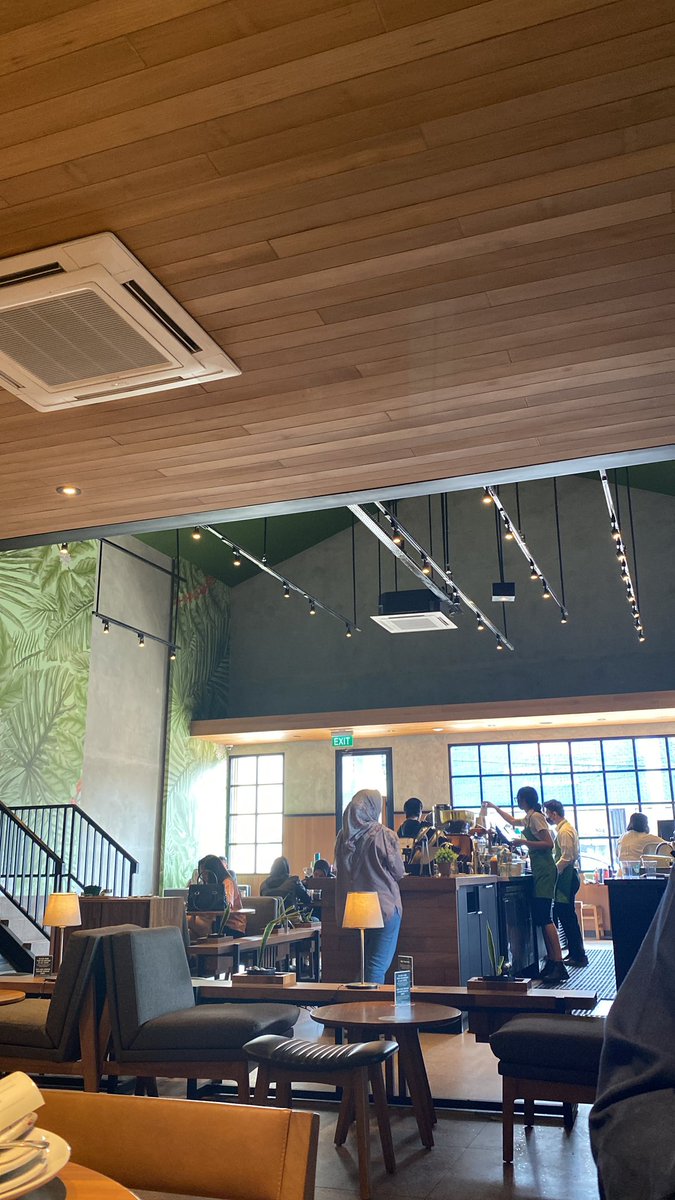 crypticrunics's tweet image. hari hari sbux