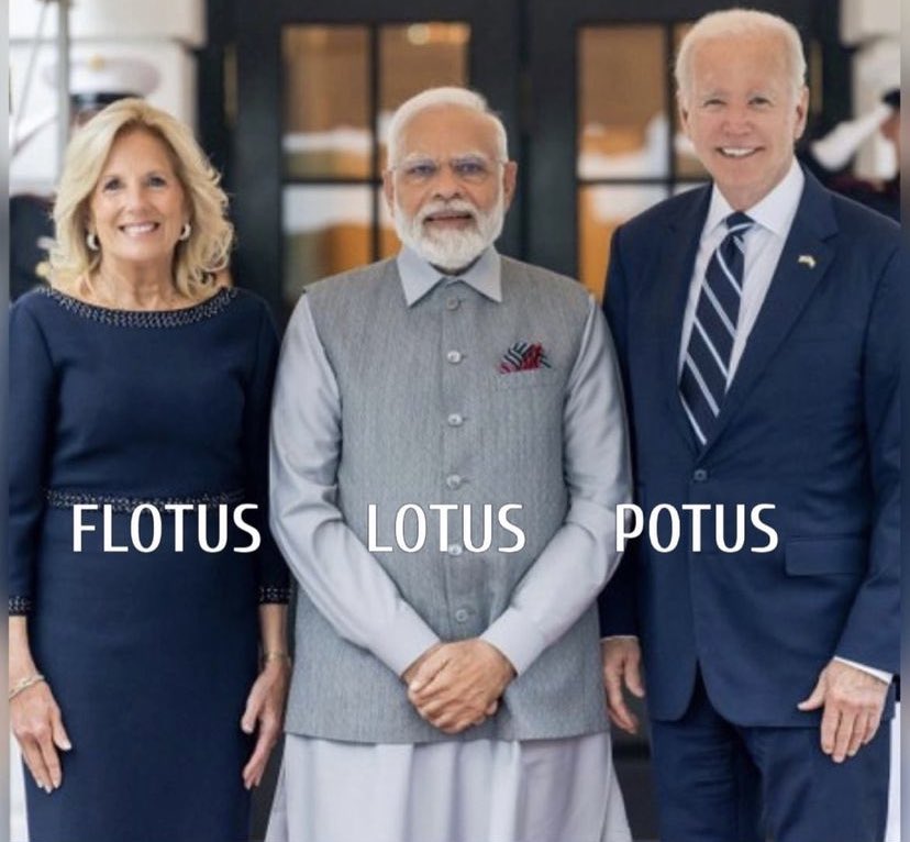 Brilliant!

Kudos to whoever did this!

#ModiInAmerica #ModiInUS #ModiAllTheWay