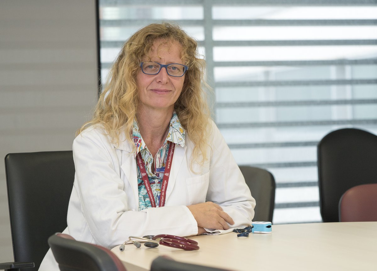 👌La Dra. Maria Molina, nova directora científica del @CIBERES, l'àrea de Malalties Respiratòries del <a href="/CIBER_ISCIII/">CIBER ISCIII</a> 
➡️És cap de secció de la Unitat Funcional d’Interstici Pulmonar (<a href="/pneumobell/">Pneumobellvitge</a>) i cap de recerca en #Pneumologia de l'<a href="/idibell_cat/">IDIBELL</a>
ℹ️ bit.ly/3Jp1K2r