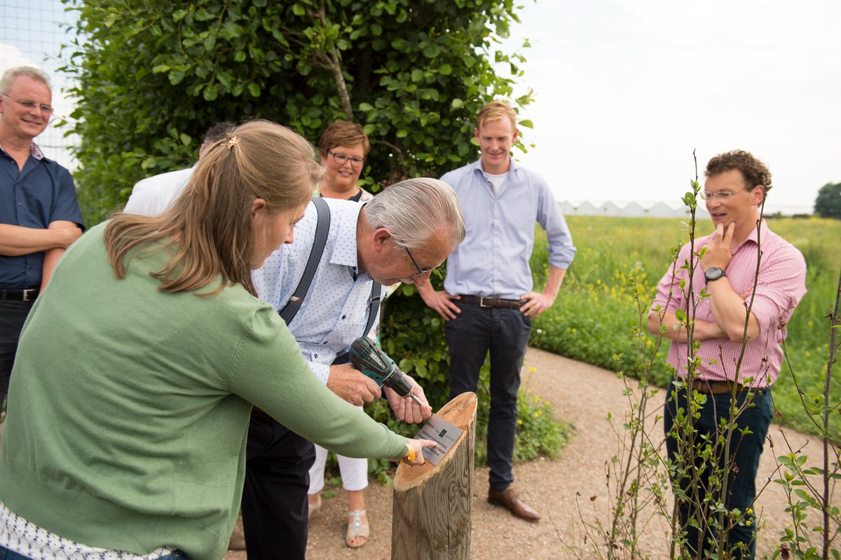 Prijsvraag Landschapsfonds Neder-Betuwe. Jouw idee om <a href="/GemNeder_Betuwe/">Gem. Neder-Betuwe</a> nog mooier te maken is € 10.000,- waard. Stuur jouw idee voor 10 sept. in 💡 bit.ly/43WtR10