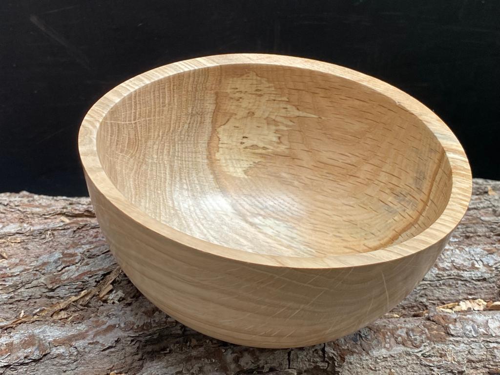 Are you #BowledOver by the #SuttonHooShip? Support our #Crowdfunder, and you could choose one of these amazing, hand-turned wooden bowls made from the same oak being used to #PlanktheShip. crowdfunder.co.uk/p/plank-the-sh…
#woodturning #axework #SaxonShip #EnglishOak #Longshed