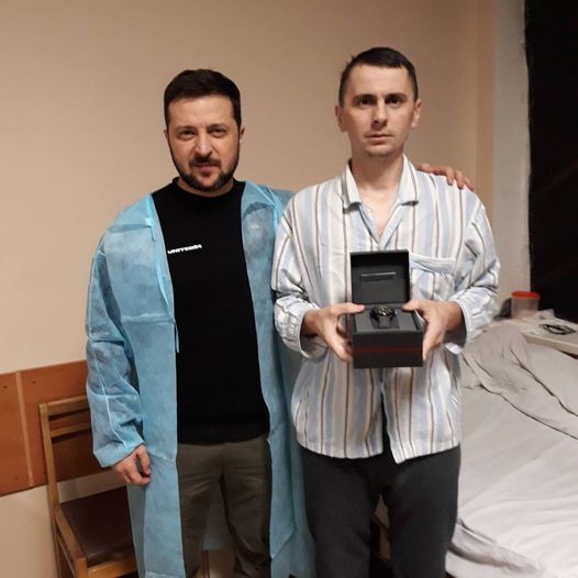 Вже рік і два місяці Коломийський батальйон захищає нашу державу на передовій Запоріжжя в районі Гуляйполя!
Цей батальйон першим з 102 бригади відбув у повному складі з пункту постійної дислокації у зону бойових дій.