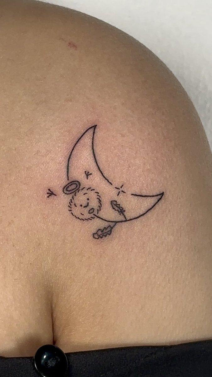 sunbinnie's tweet image. ❌DO NOT COPY❌

finally done my first tattoo and it’s dedicated for you, my moon! 

thank you @felkrofficial 🥺