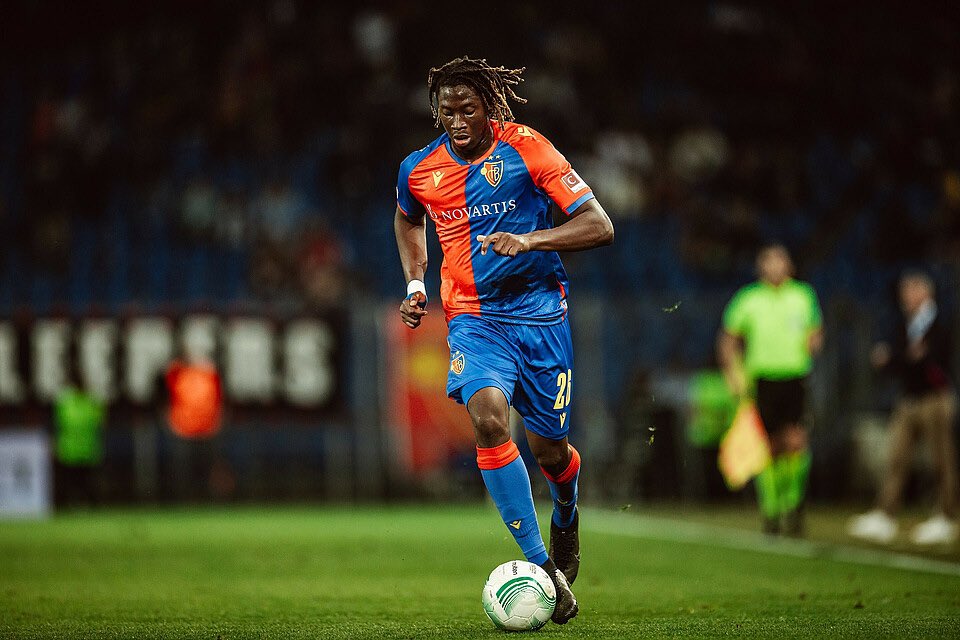 FC Bâle 1893 🇫🇷 (@fc_basel_fr) on Twitter photo 🙌🏼 𝗗𝗔𝗡𝗚𝗚𝗘 𝗞𝗔𝗟𝗬 !
Arrivé en fin de contrat, Kaly Sene ne sera pas prolongé et s’engage avec effet immédiat au <a href="/lausanne_sport/">FC Lausanne-Sport</a>. Bonne continuation, Kaly ! ❤️💙
#FCBasel1893 #AlliZämme 🙌🏼 𝗗𝗔𝗡𝗚𝗚𝗘 𝗞𝗔𝗟𝗬 !
Arrivé en fin de contrat, Kaly Sene ne sera pas prolongé et s’engage avec effet immédiat au <a href="/lausanne_sport/">FC Lausanne-Sport</a>. Bonne continuation, Kaly ! ❤️💙
#FCBasel1893 #AlliZämme