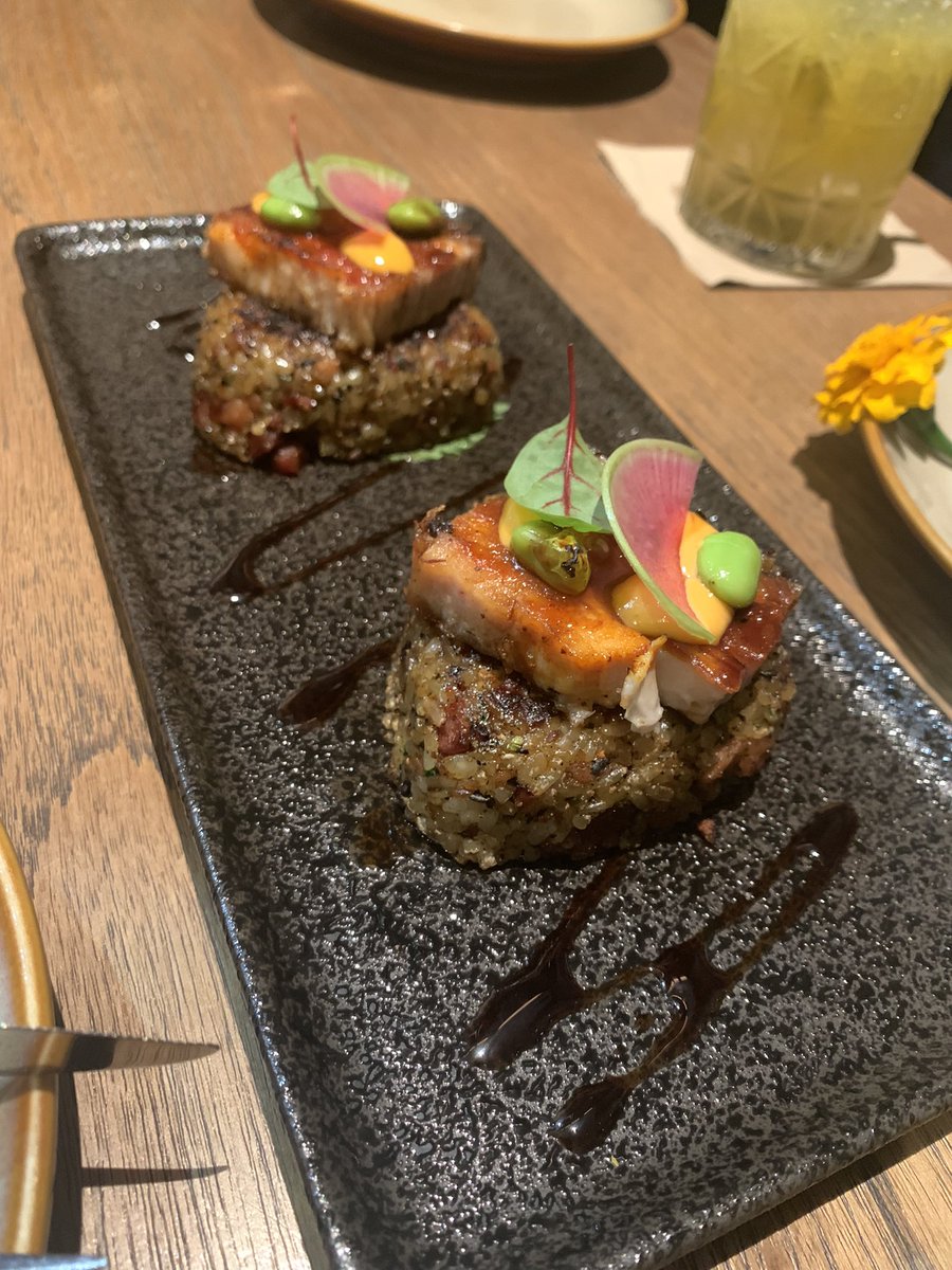 boredKimPanda's tweet image. This is sooo yummy! Pork Belly Onigiri
#SocialGarden #SenayanCity