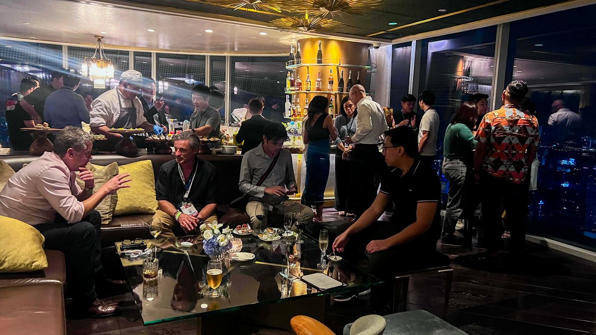 AximTradeGlobal's tweet image. AximTrade Networking Party (Thailand)🤝✨

Embracing the power of teamwork, innovation, and creativity at this epic networking event. Here's to forging new paths and seizing endless opportunities together! 

#AximTrade #NetworkingParty #ForexBroker #Forex