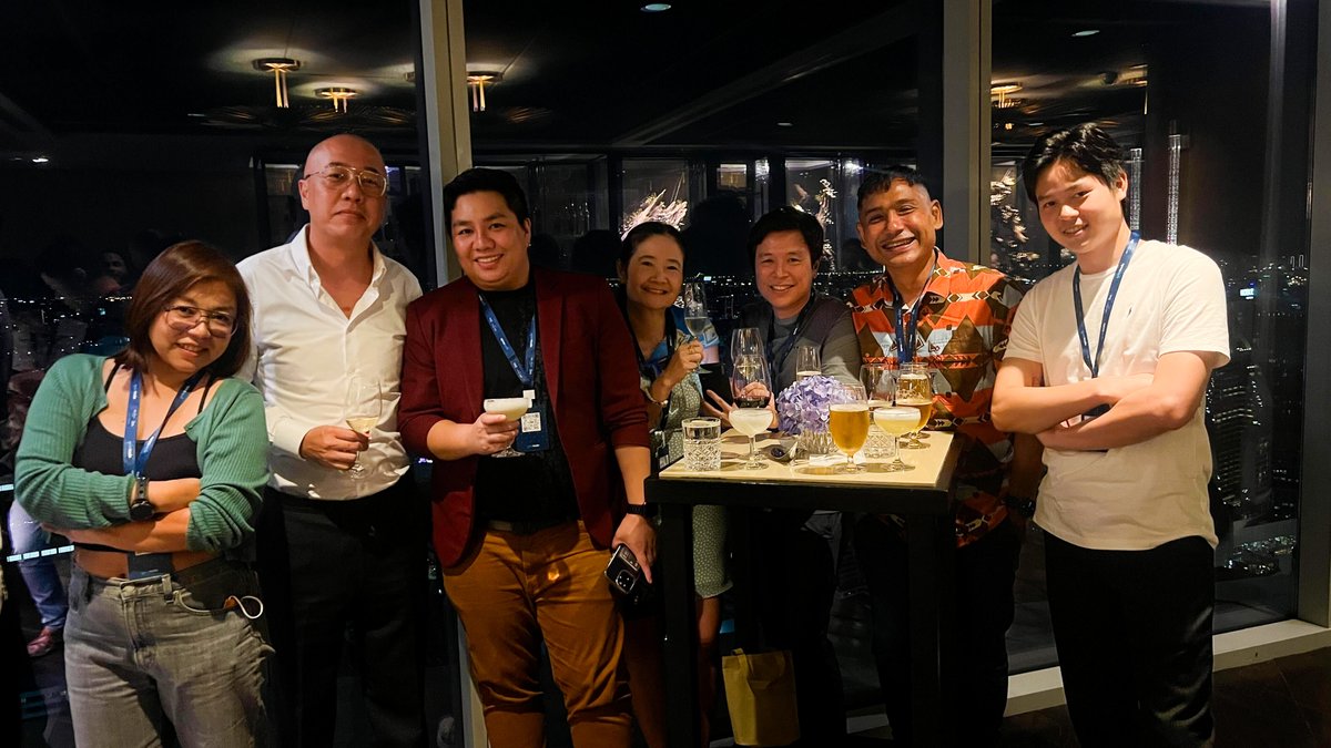 AximTradeGlobal's tweet image. AximTrade Networking Party (Thailand)🤝✨

Embracing the power of teamwork, innovation, and creativity at this epic networking event. Here's to forging new paths and seizing endless opportunities together! 

#AximTrade #NetworkingParty #ForexBroker #Forex