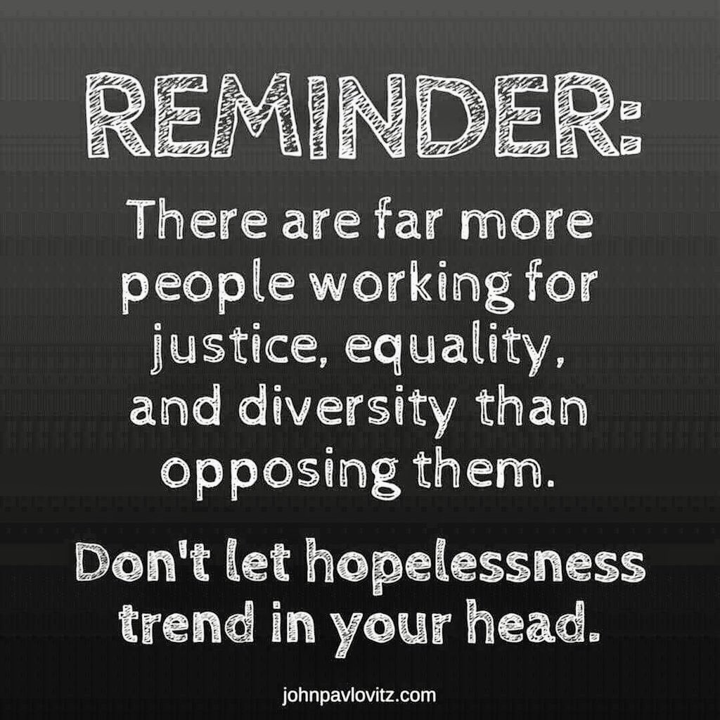 🔳Simon Hodgson🔳 tweet media