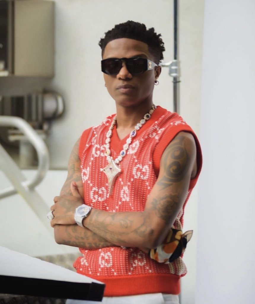 We are trending already, real Wizkid fc who wants to support Wizkid. Drop as many #WizkidXglastonbury as possible below 🦅❤️❤️❤️