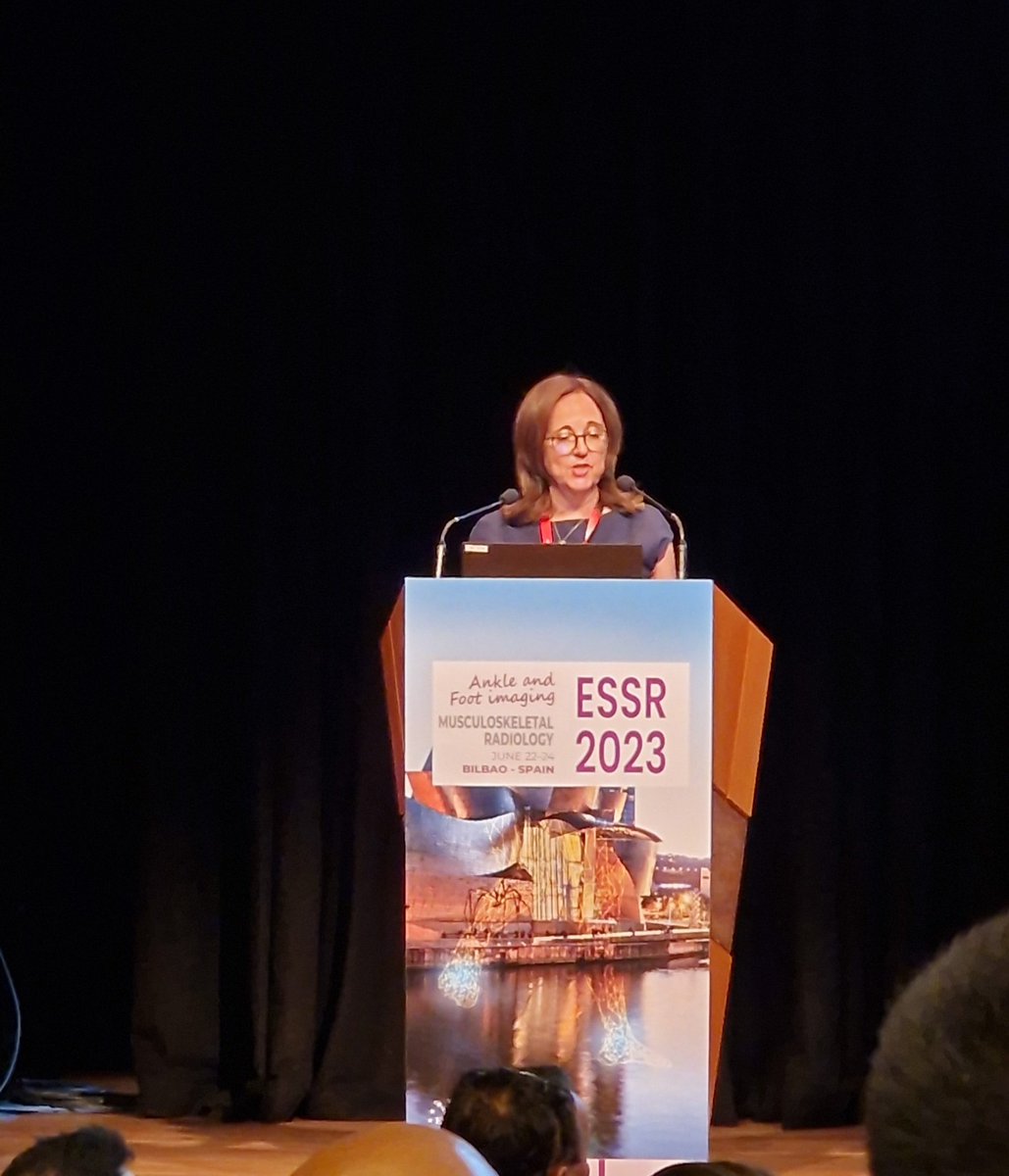 Eva Llopis @evallopis2 #ESSR2023 Medial sprain injuries @ESSRmsk #ankle #MRI