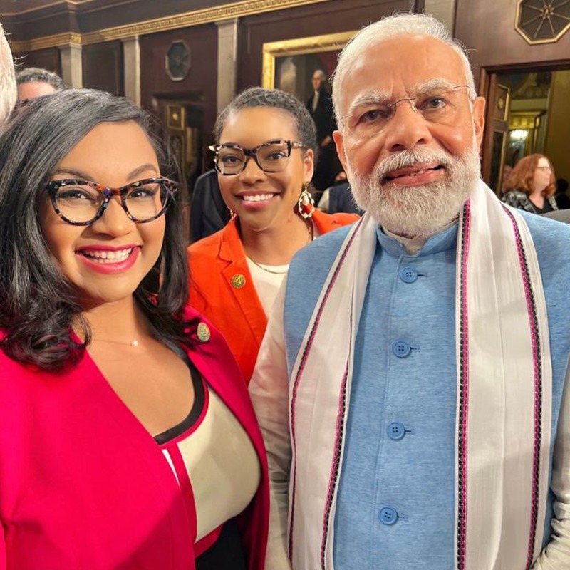 BJP4India's tweet photo. It's the MODI MAGIC in AMERICA!