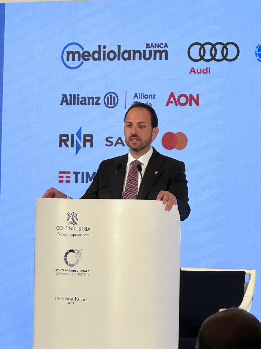 Il Presidente dei Giovani Imprenditori di Confindustria Riccardo Di Stefano apre i lavori del 52esimo Convegno #rapallo23