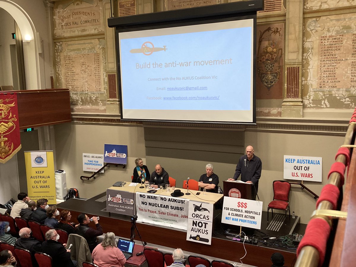 US FORCES GIVE THE NOD! 
Peter Garrett enumerating to a PACKED TRADES HALL all the notaries AGAINST the radical change of stance of our Defence forces to OFFENCE. #StopAUKUS 
#AUKUS 
#Auspol2023