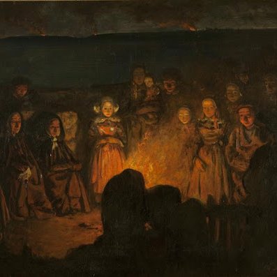 Up until the 1920s, people would come from afar to buy the ashes of Motreff's midsummer bonfire whose miraculous properties were widely believed to help corn grow. It was also said to help make the best poultices for treating chest ailments! #FaustianFriday